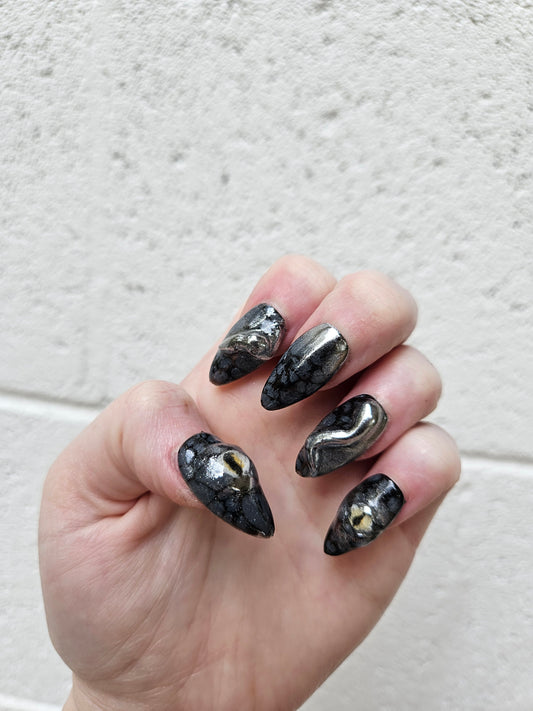 3D Dragon Eye Almond Shaped Press On Nail Set