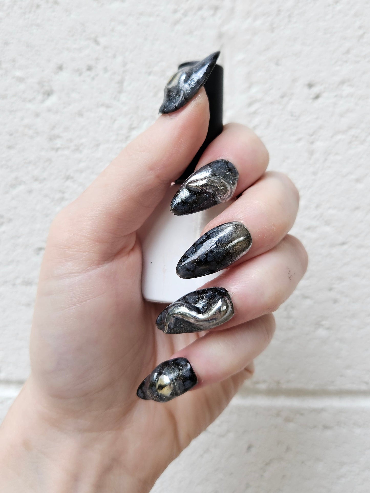 3D Dragon Eye Almond Shaped Press On Nail Set